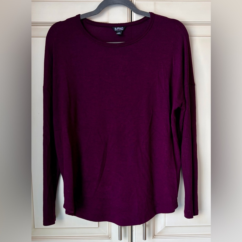 Buffalo David Bitton Deep Purple Long Sleeve Top. Med will fit Large